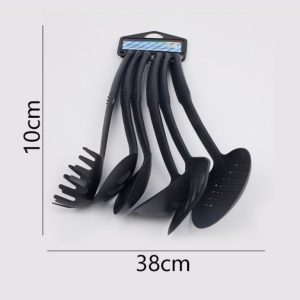 Plastic set of spoons