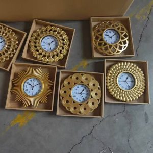 Mini souvenir wall clock